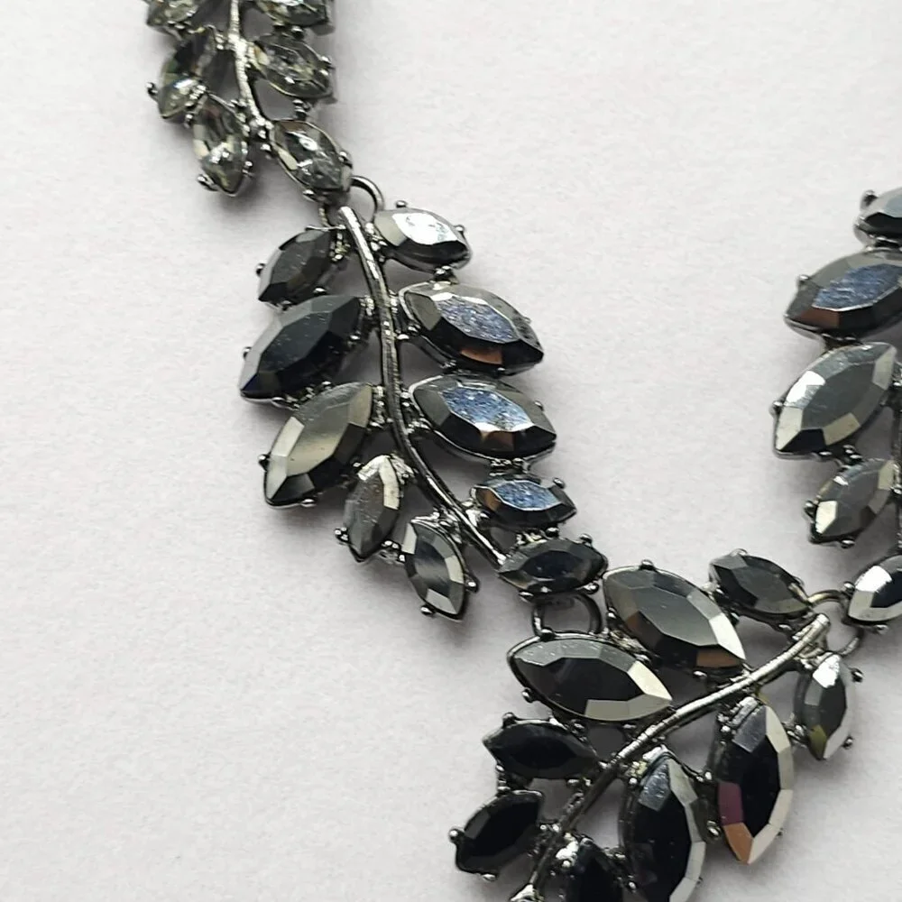 Ann Taylor Loft Black Rhinestone Leaf Statement Necklace With Adjustable Chain